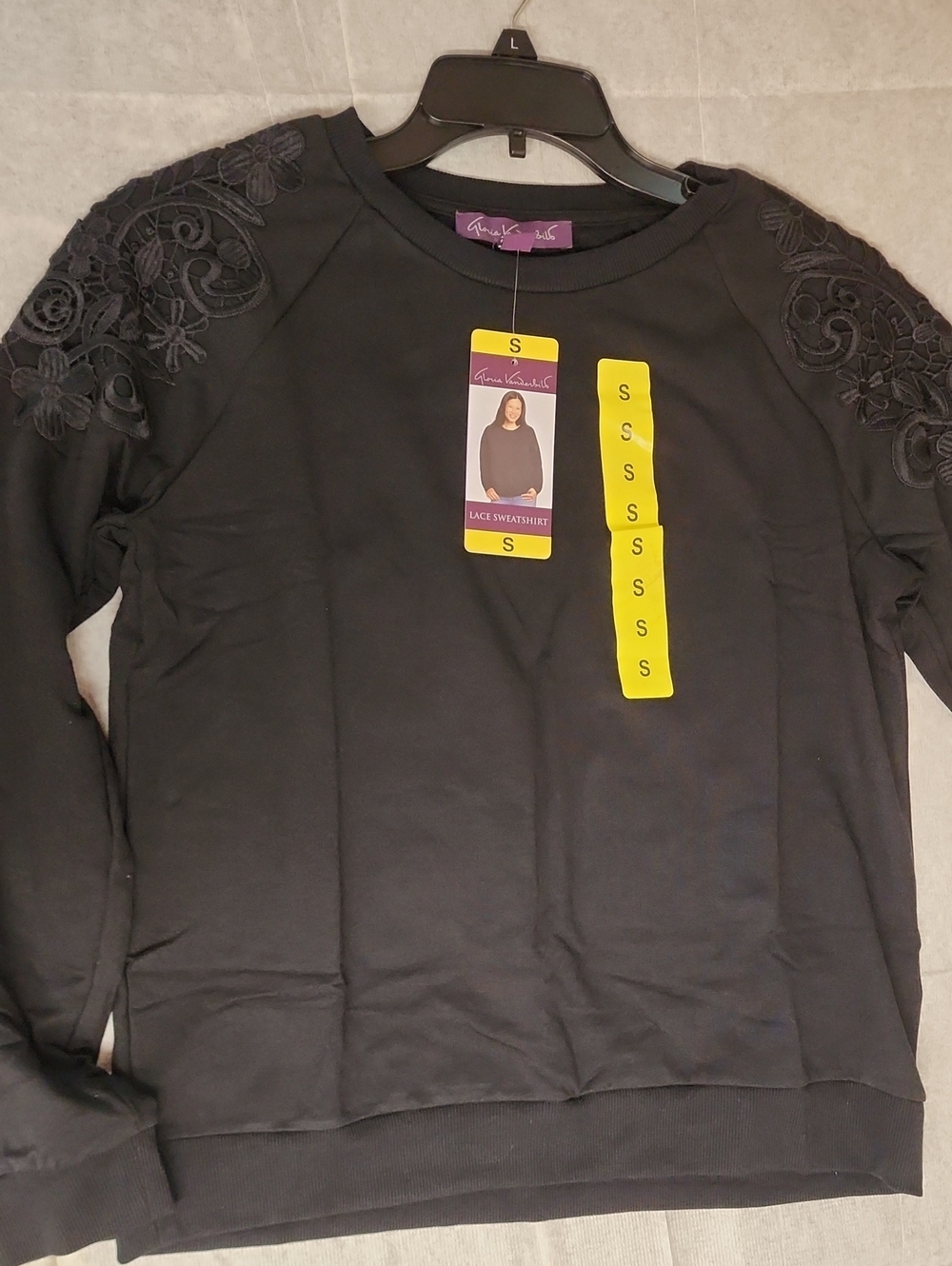 Lace Sweatshirt Gloria Vanderbilt Size: Small